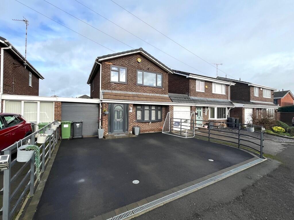 Main image of property: Gainsborough Drive , Bedworth 