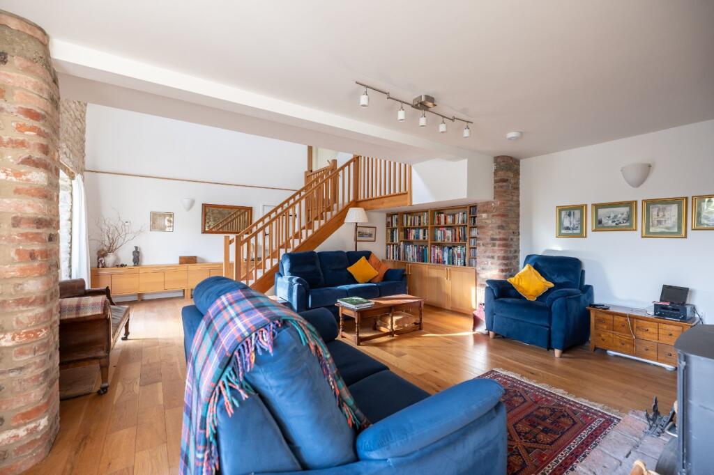 House in York - View 2