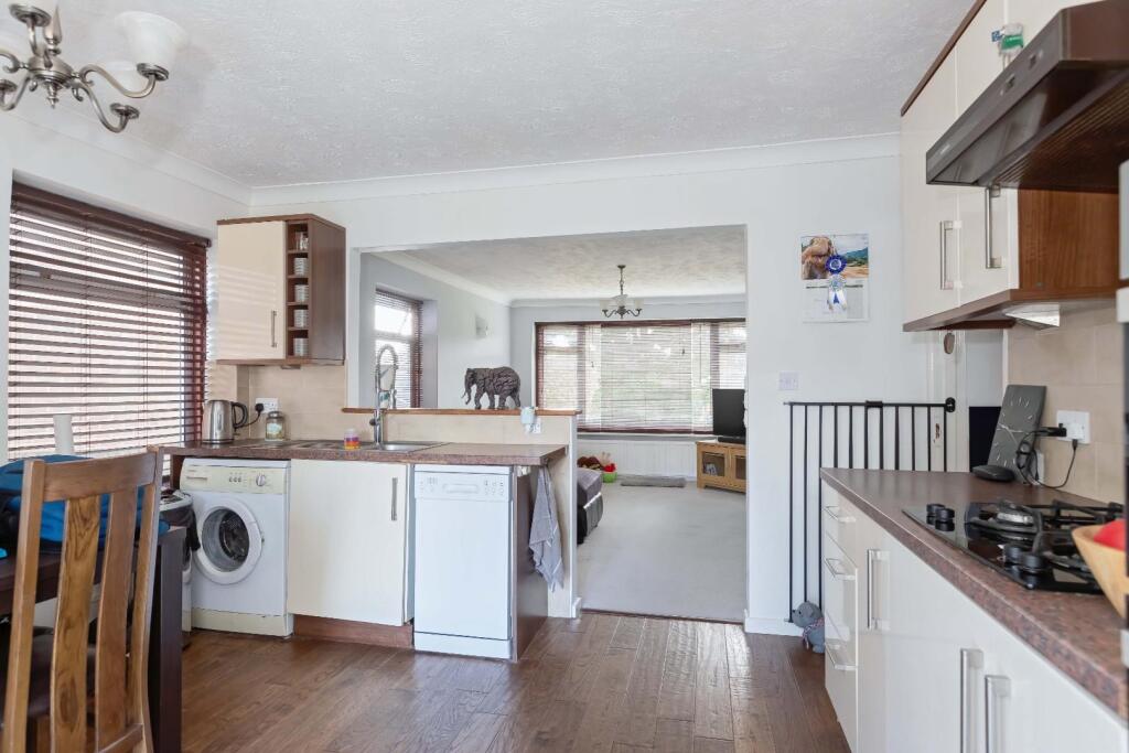 House in Adur, Sompting - View 5