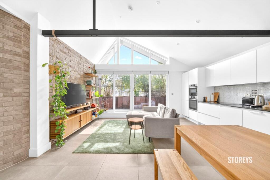 Main image of property: Wadeson Street, Bethnal Green, E2