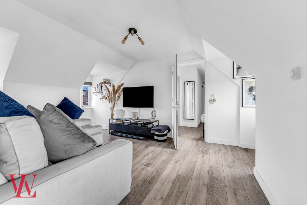 Apartment in Chelmsford - View 4