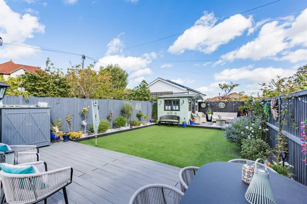 Orchard Close, Tankerton, Whitstable photo 2