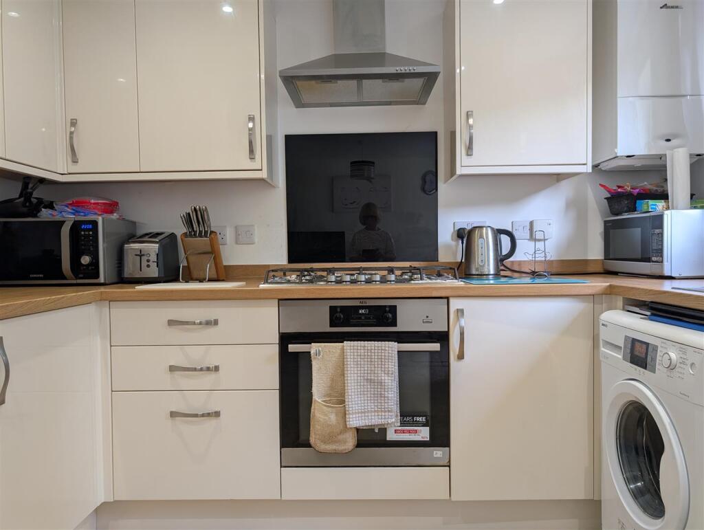 House in Truro - View 5