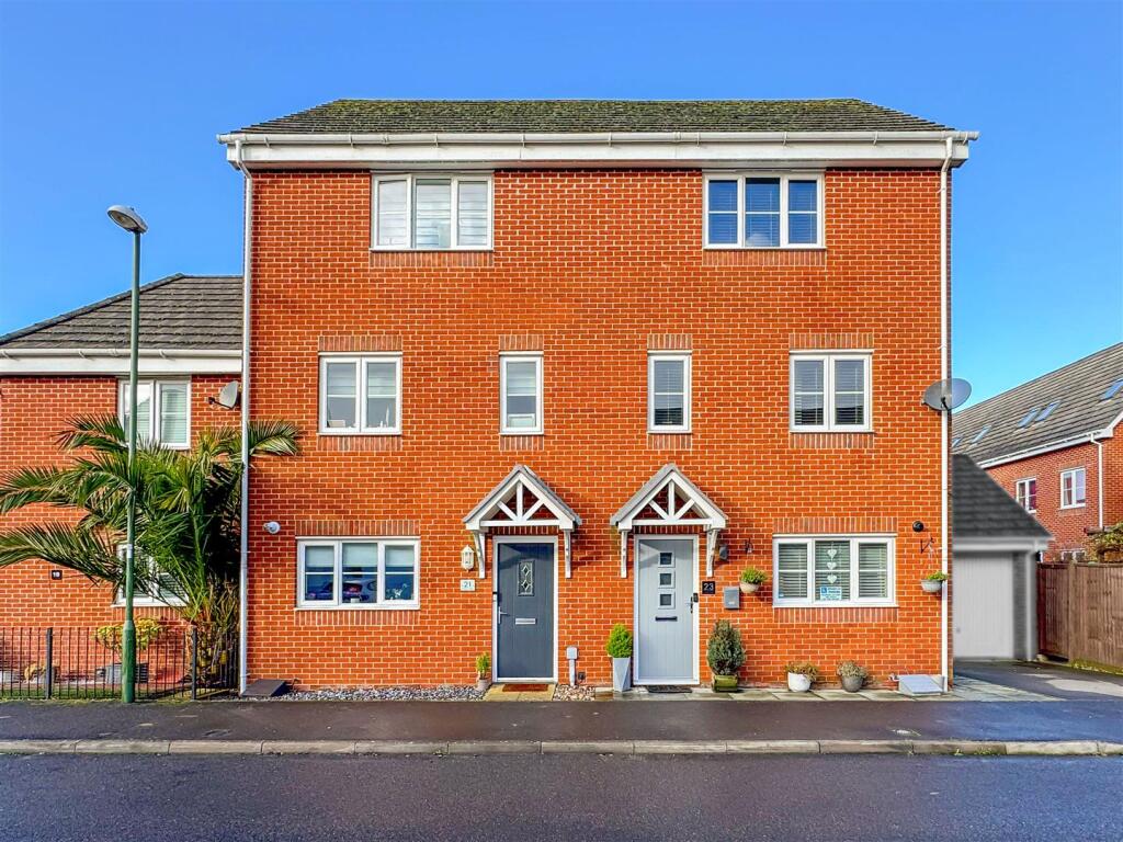 Main image of property: Cheal Way, Littlehampton