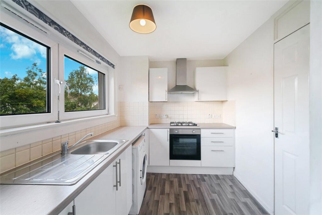 Apartment in East Kilbride, Newlandsmuir, Crosshouse - View 4