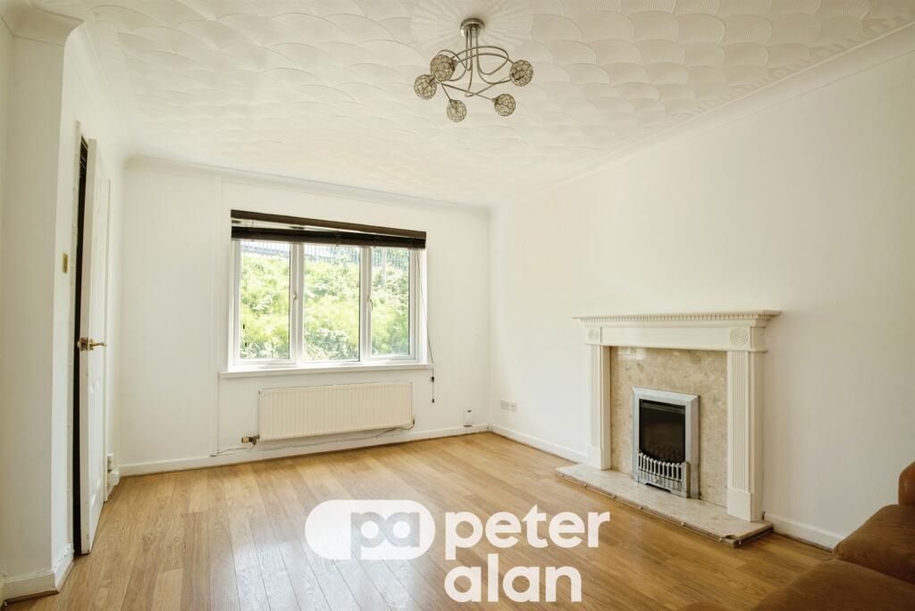 House in Newport, Liswerry - View 4