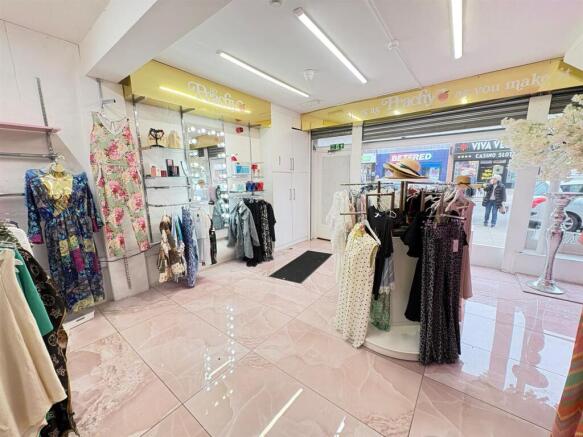 RETAIL AREA