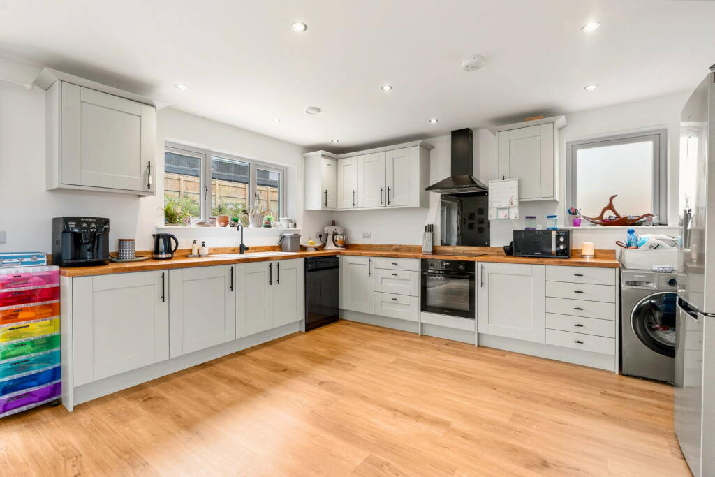 House in Plymouth - View 3