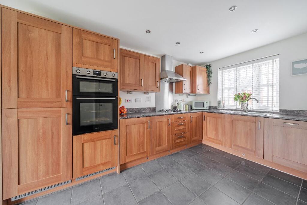 Downham Close, Great Denham photo 3