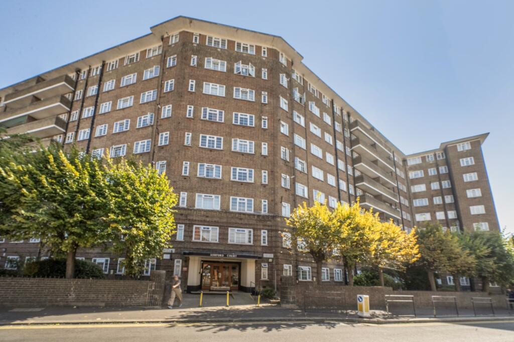 Apartment in London, Cricklewood - View 5