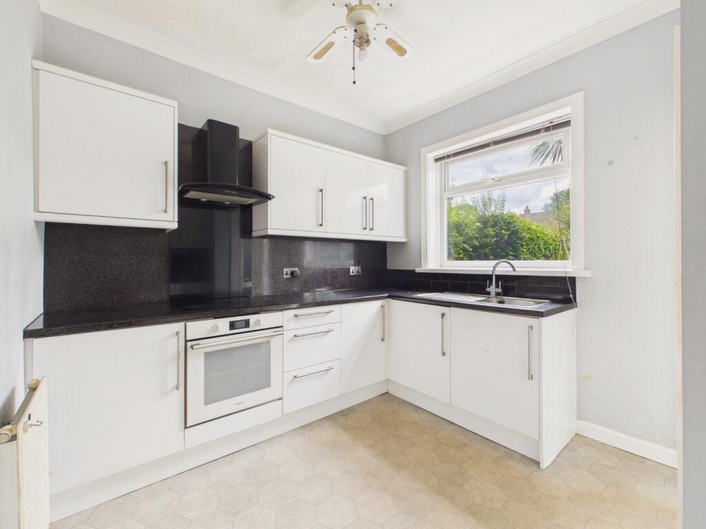 House in Hull, Kingston upon Hull - View 3