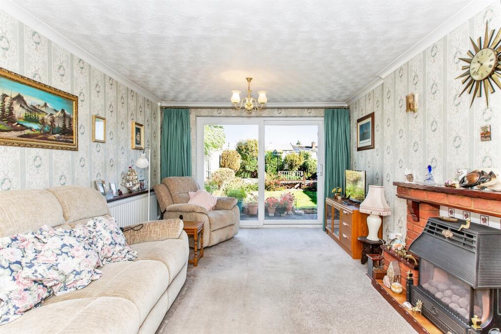 Langham Road, Raunds, Wellingborough photo 3