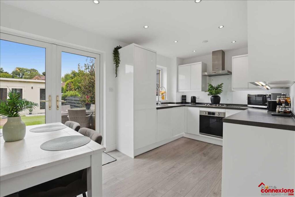 House in Glasgow, South Lanarkshire - View 3