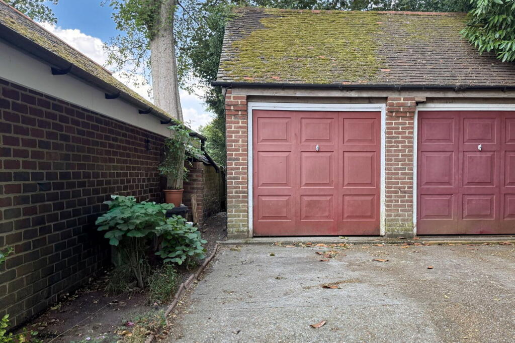 House in Southampton - View 5