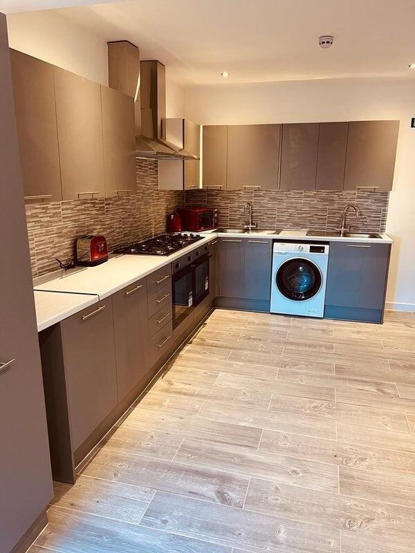 House in Watford - View 3
