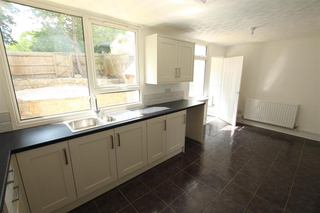 Longueville Court, Northampton - View 4