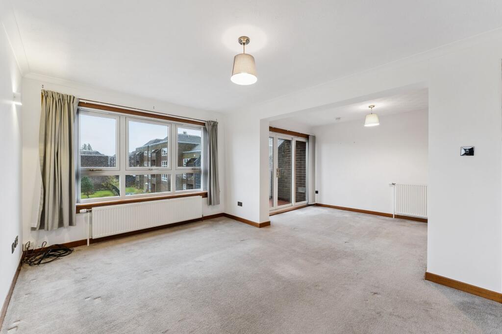 Apartment in Bearsden, Hillfoot, East Dunbartonshire - View 3