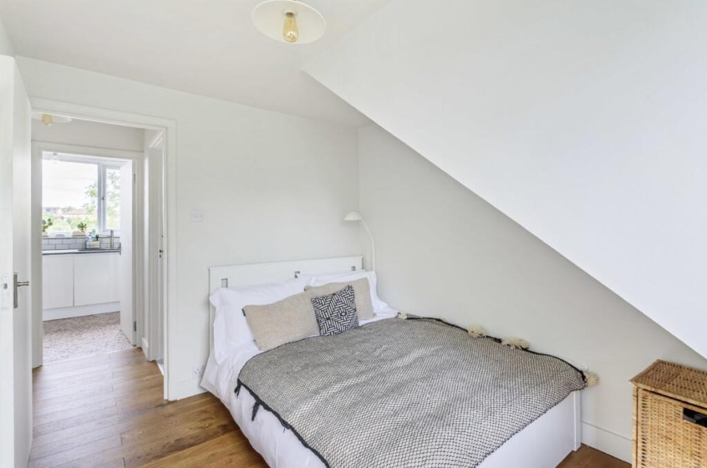 Apartment in London, Friern Barnet - View 6