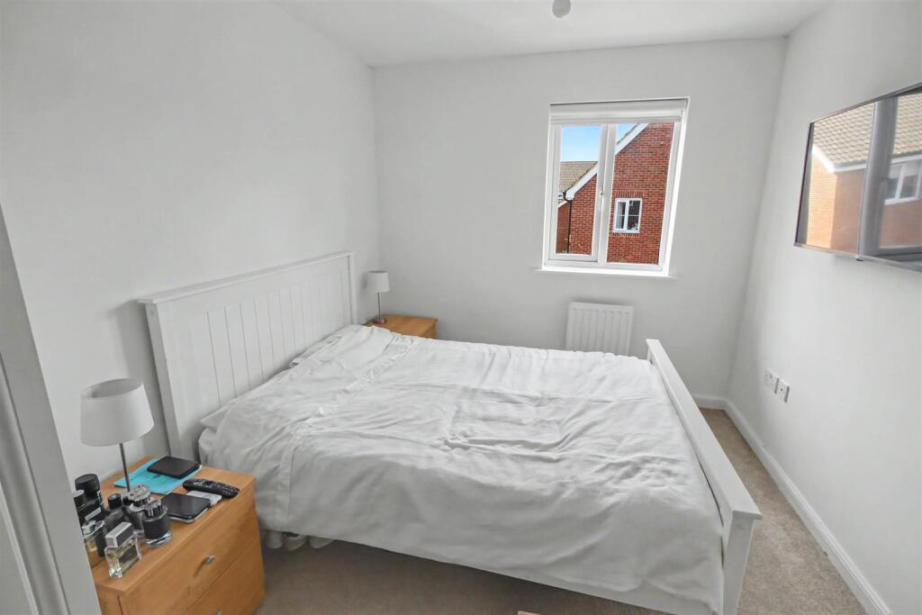 Apartment in South Norfolk, Queen's Hills, Costessey - View 5