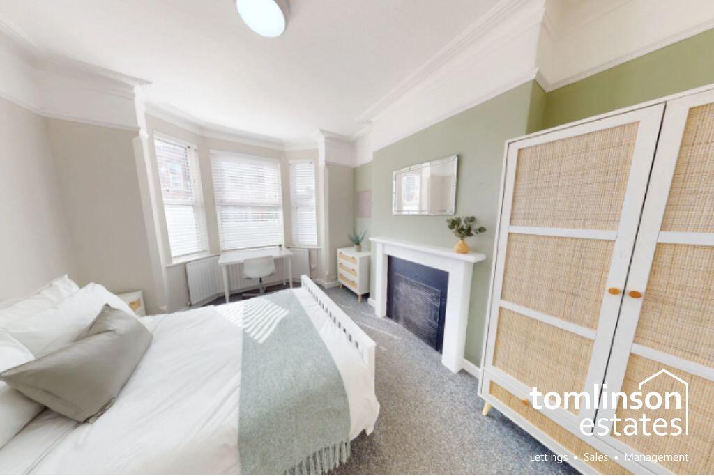 House in Nottingham, Lenton - View 4