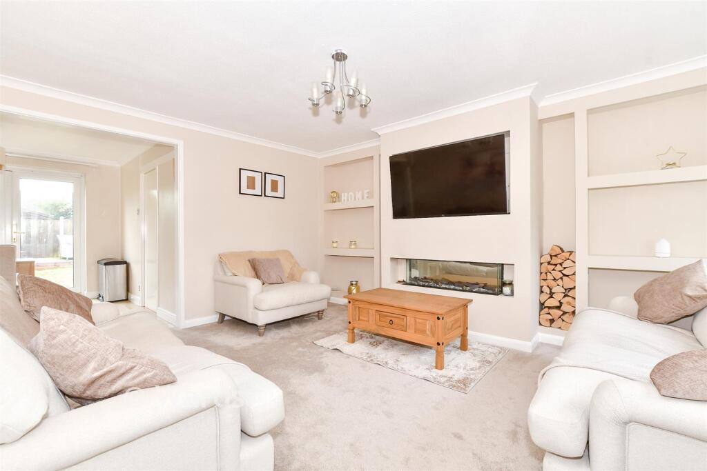 House in Maidstone, Coxheath - View 3