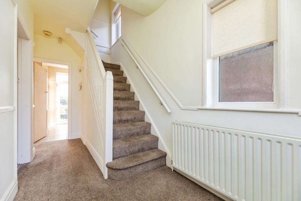 House in Sheffield, South Yorkshire - More