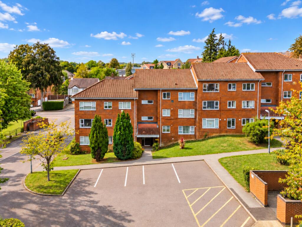 Apartment in St Albans, Harpenden