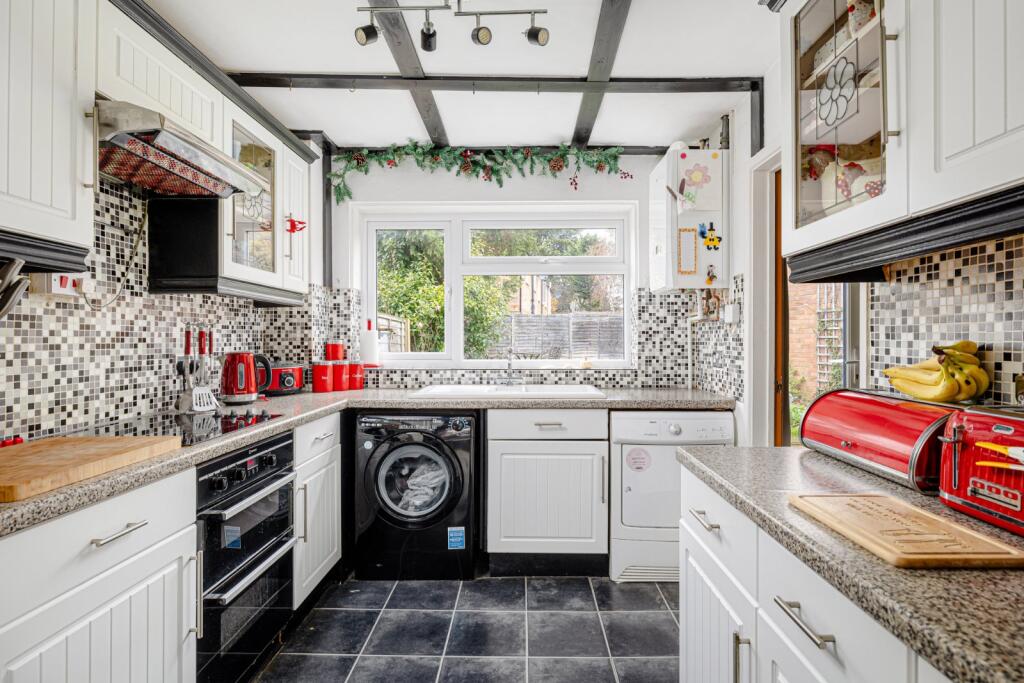 Elm Close, Elsenham, Bishop's Stortford, Essex, CM22 photo 2