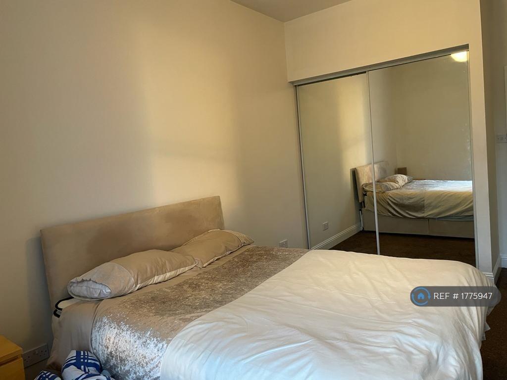 Apartment in Dundee, Central Waterfront, City Centre - View 2