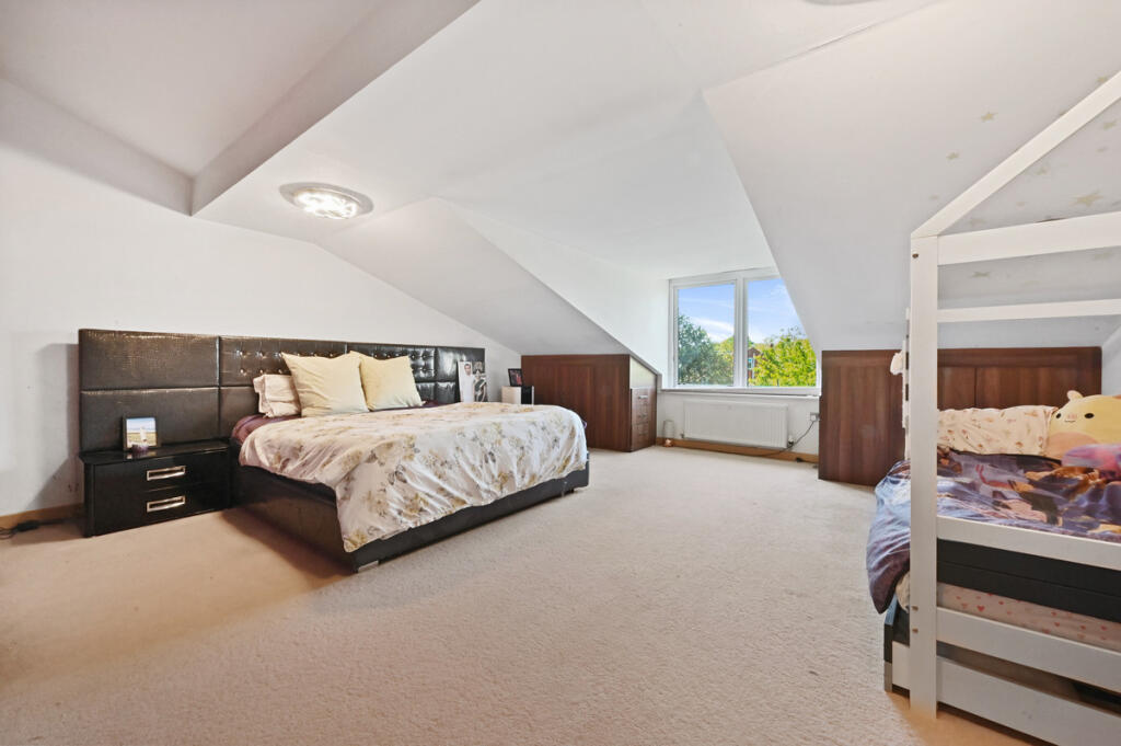Apartment in Harrow - View 3