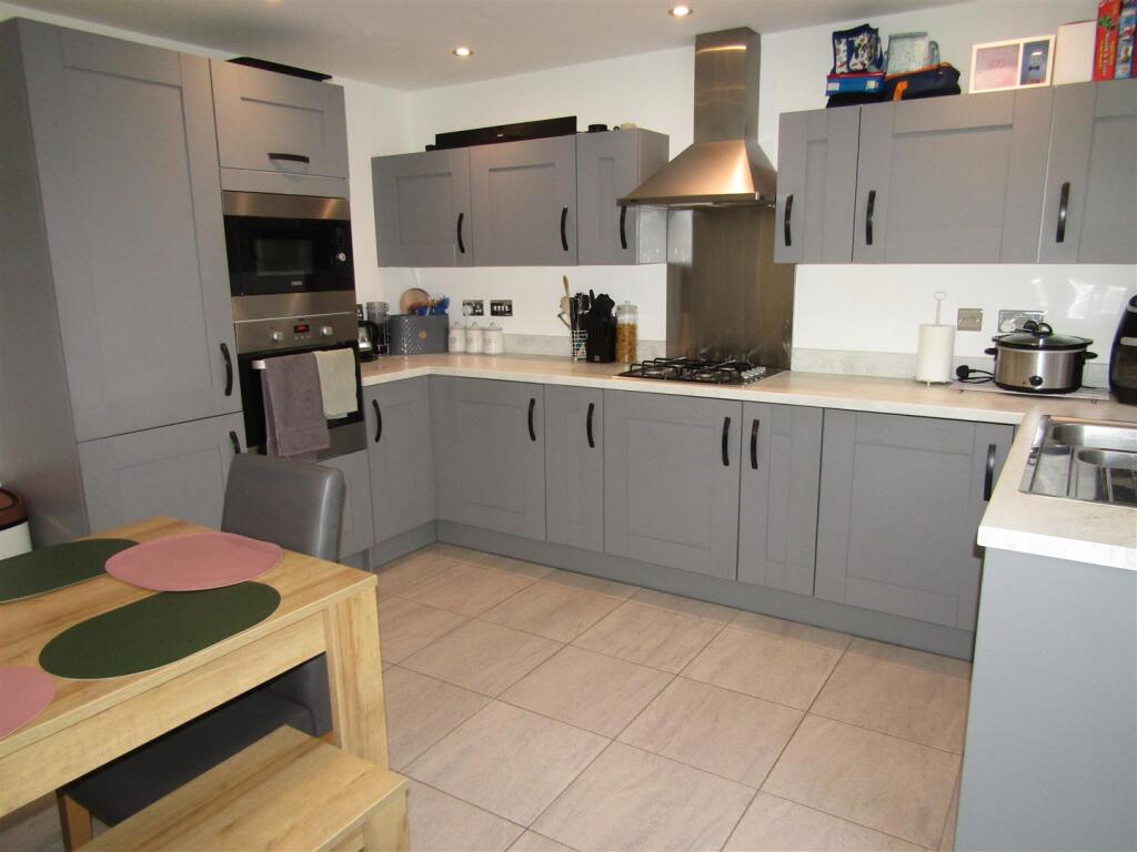 Wren Drive, Milby, Boroughbridge, York photo 3