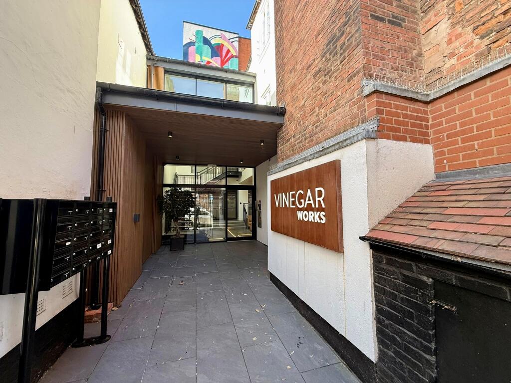 Main image of property: Vinegar House, 39 Foregate Street, Worcester, WR1