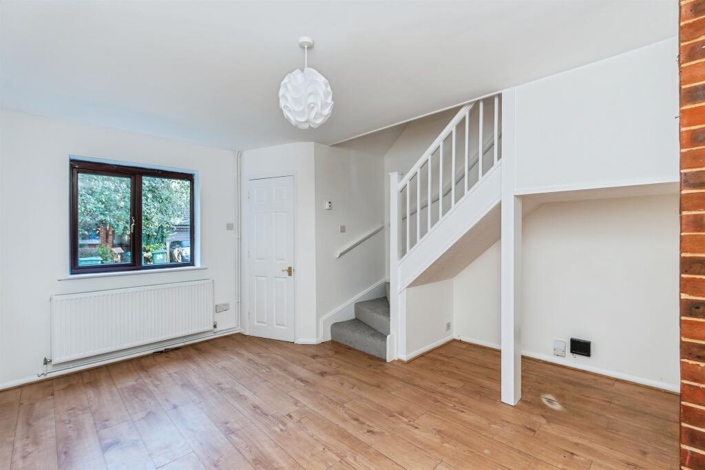 House in Southampton, Shirley Warren - View 3