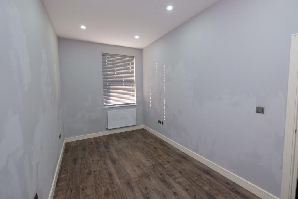 Apartment in Plymouth - More