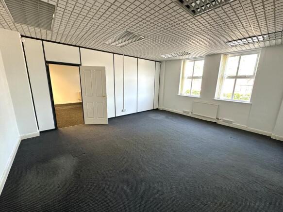 Grd floor rear office