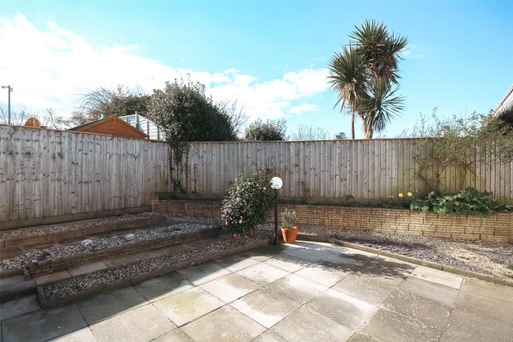 Ballards Grove, West Yelland, Barnstaple, EX31 photo 3