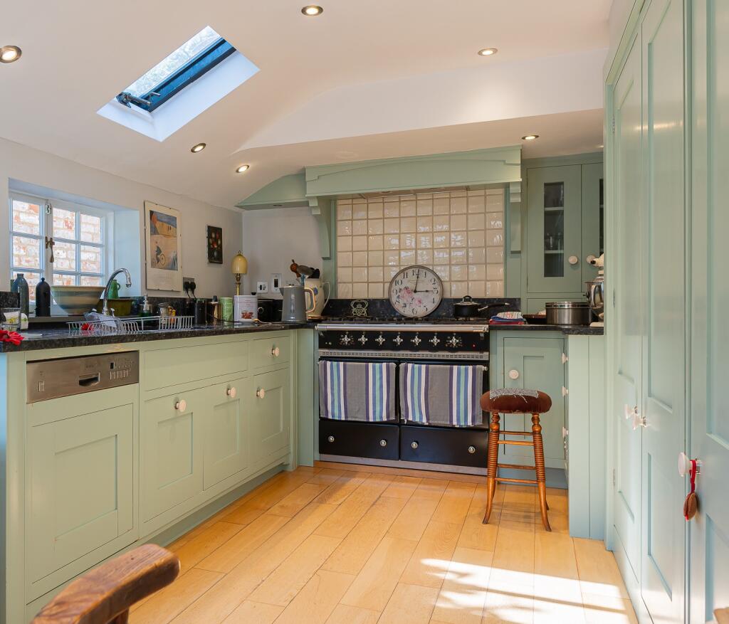 House in Southampton, Langdown, Hythe - View 5