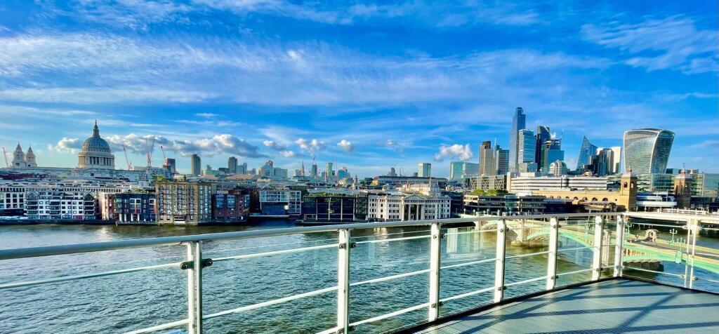 Main image of property: New Globe Walk, London