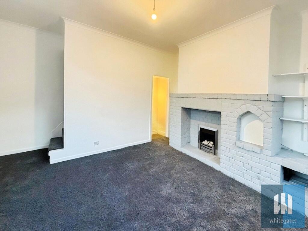 Church Street, Moldgreen, Huddersfield, HD5 photo 3