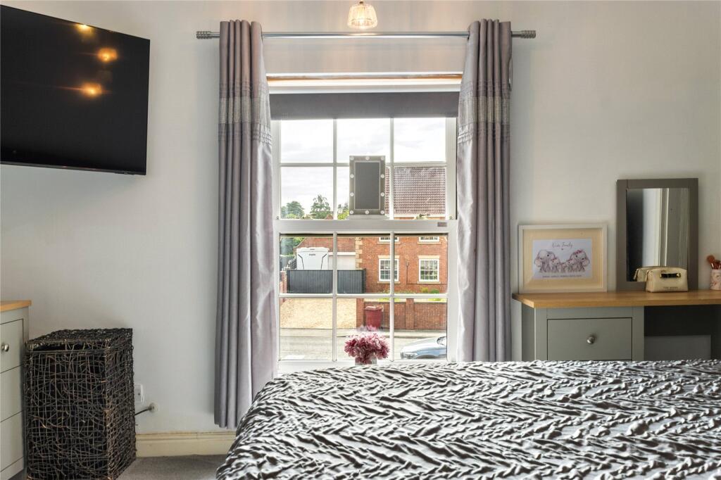 Town Street, Barrow Upon Humber, North Lincs, DN19 - View 3