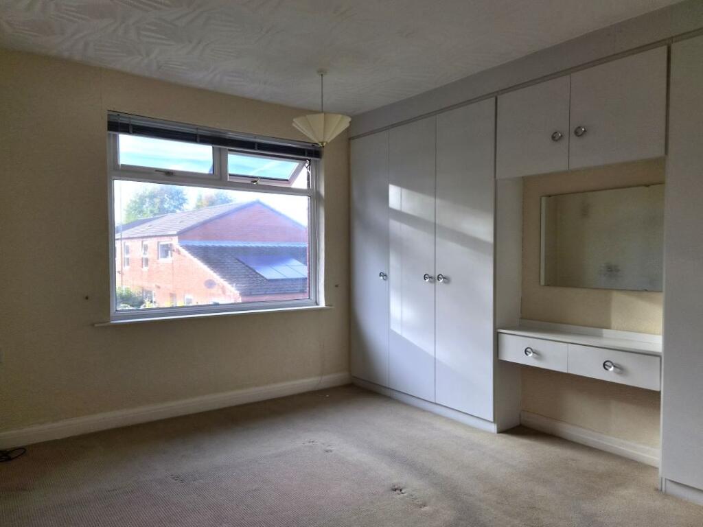 House in Warrington, Sankey Bridges, Great Sankey - More