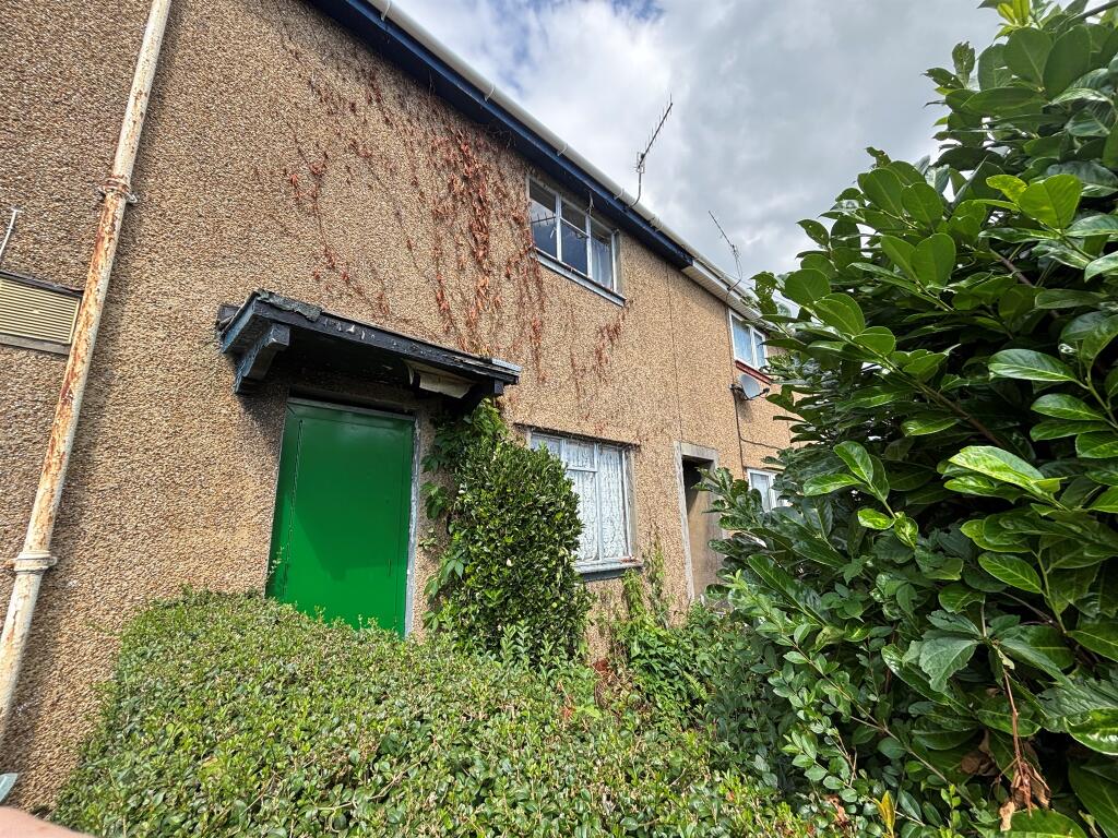 Parc Road, Morriston, Swansea photo 4