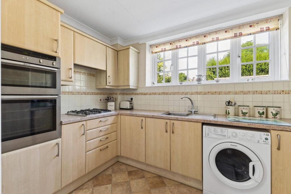Apartment in Salisbury - View 5