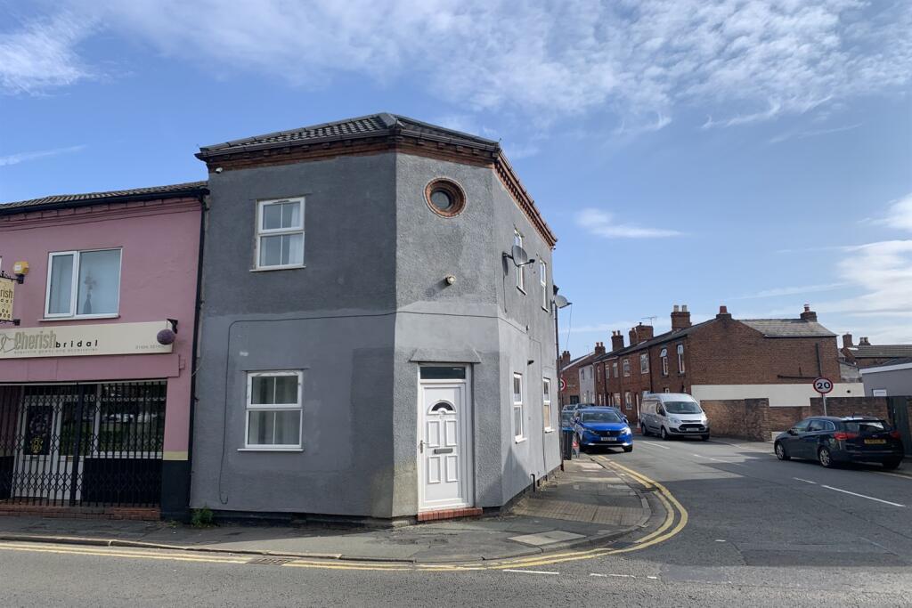 Main image of property: Middlewich Road, Northwich, CW9 7BY