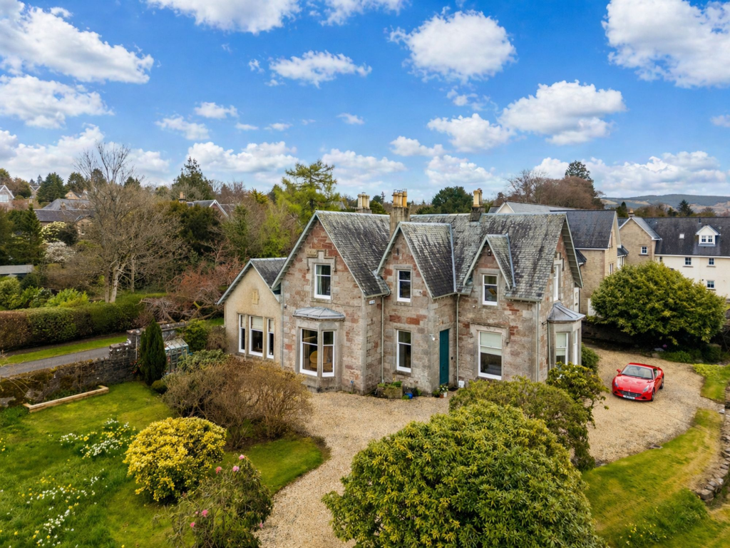 Main image of property: James Street, Helensburgh, G84