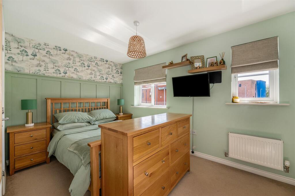 House in Portsmouth - View 4