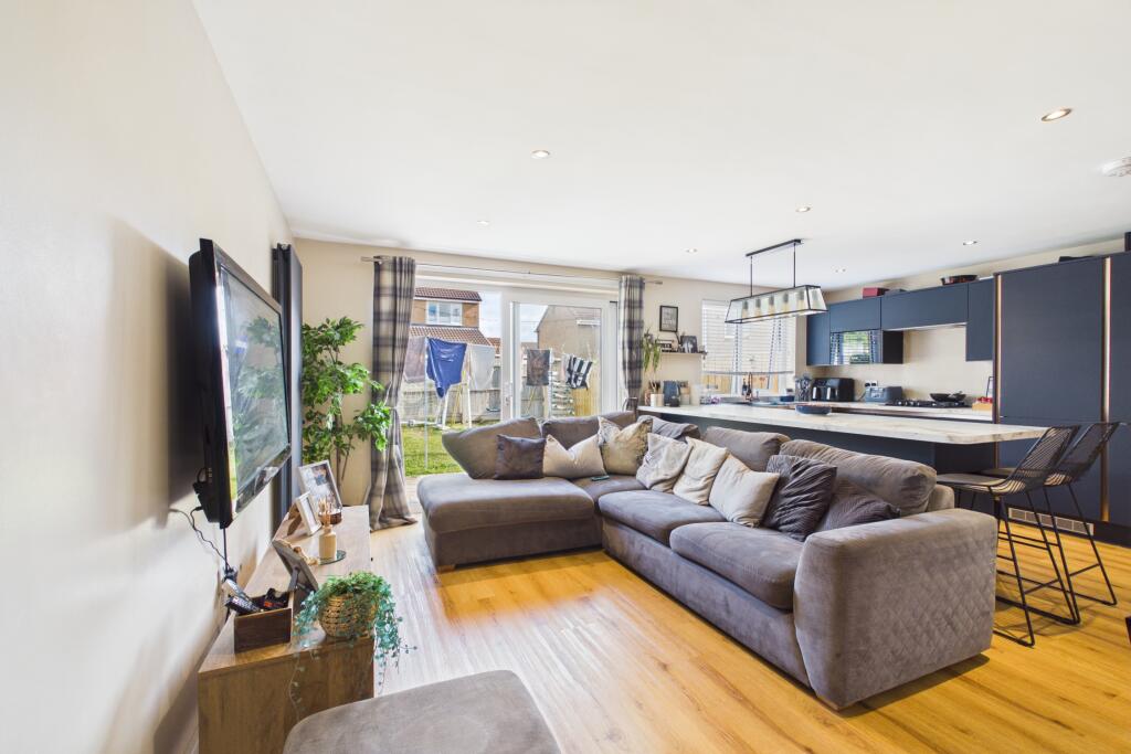 House in Newcastle upon Tyne - View 4