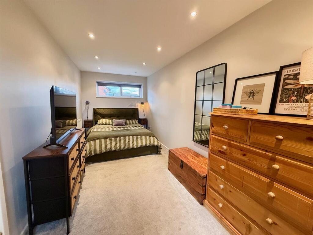 House in Stockport - View 5