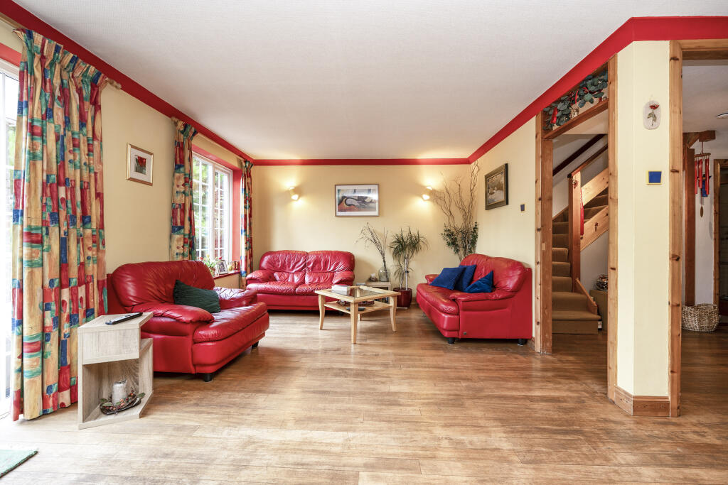 House in Harrow - More
