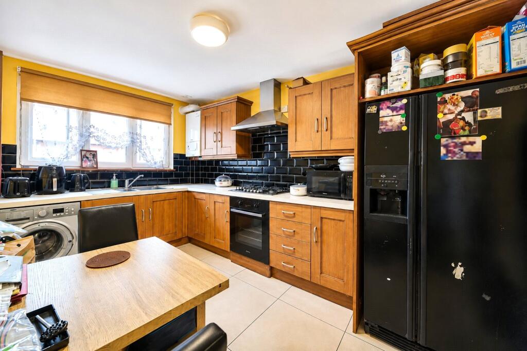 House in London - View 3